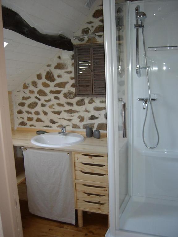 Gites Au Clos Du Lit Saint-Aaron Bilik gambar