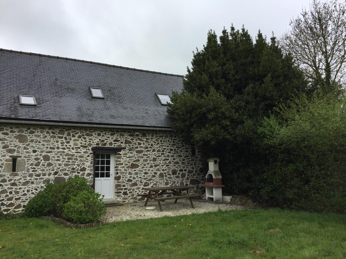 Gites Au Clos Du Lit Saint-Aaron Luaran gambar