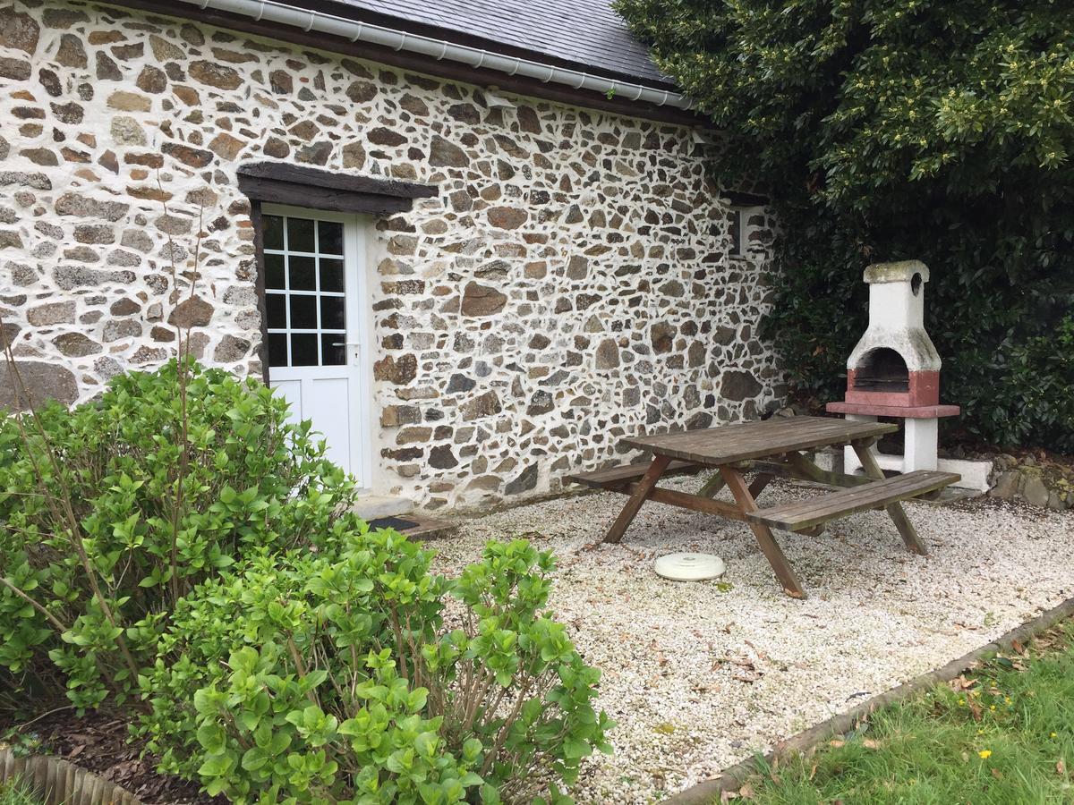 Gites Au Clos Du Lit Saint-Aaron Luaran gambar